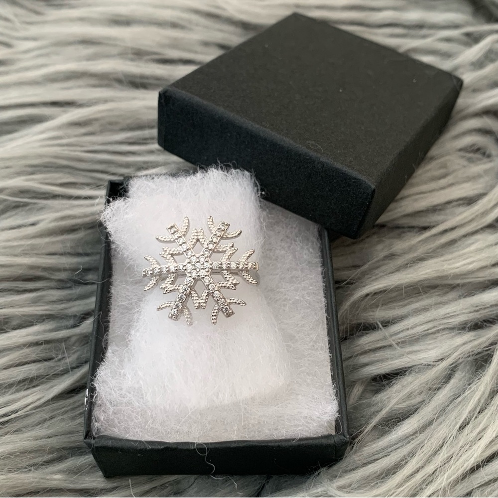 925 Silver Snowflake Ring Size 5 New